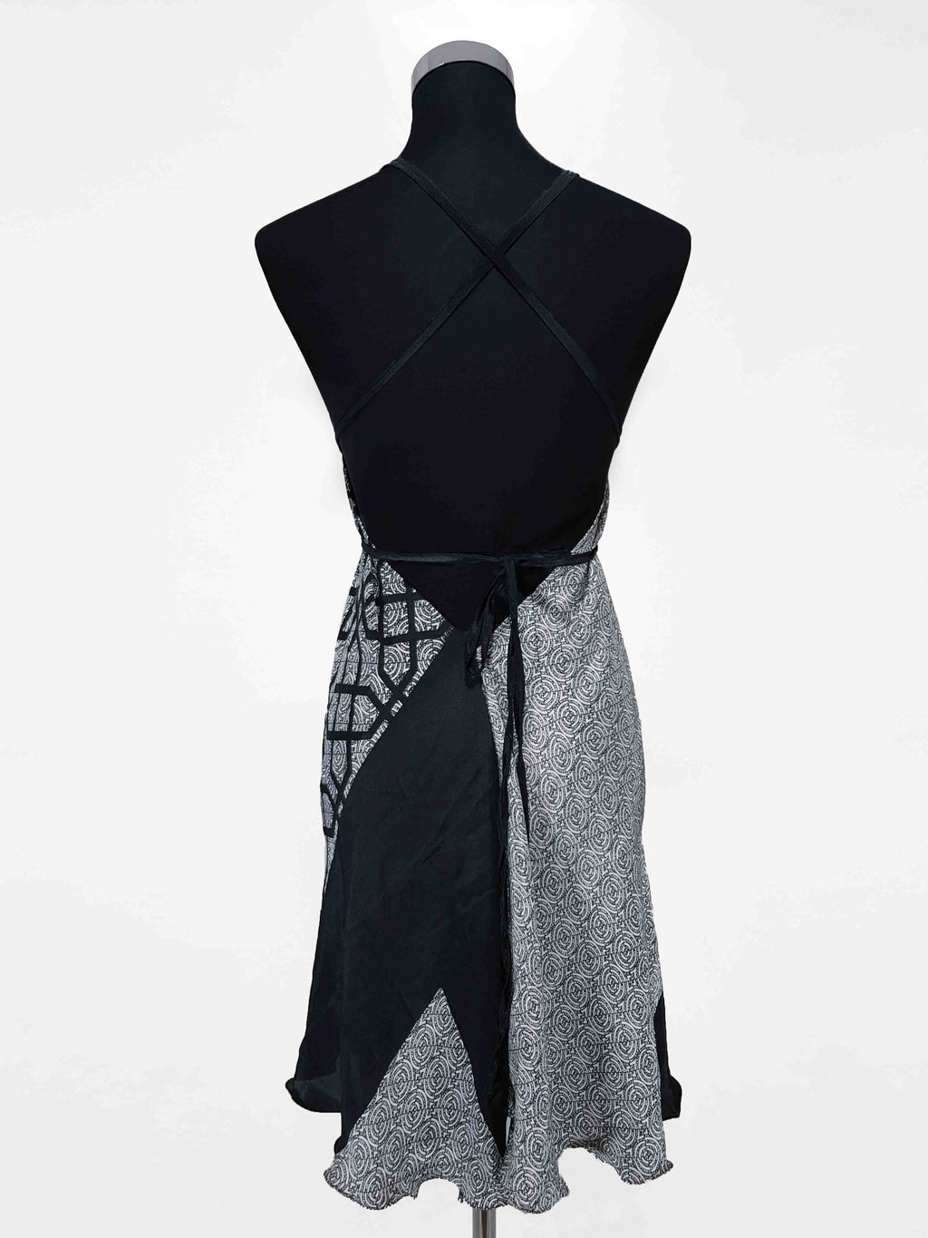 Das kurze Magische Kleid 'Black and White'