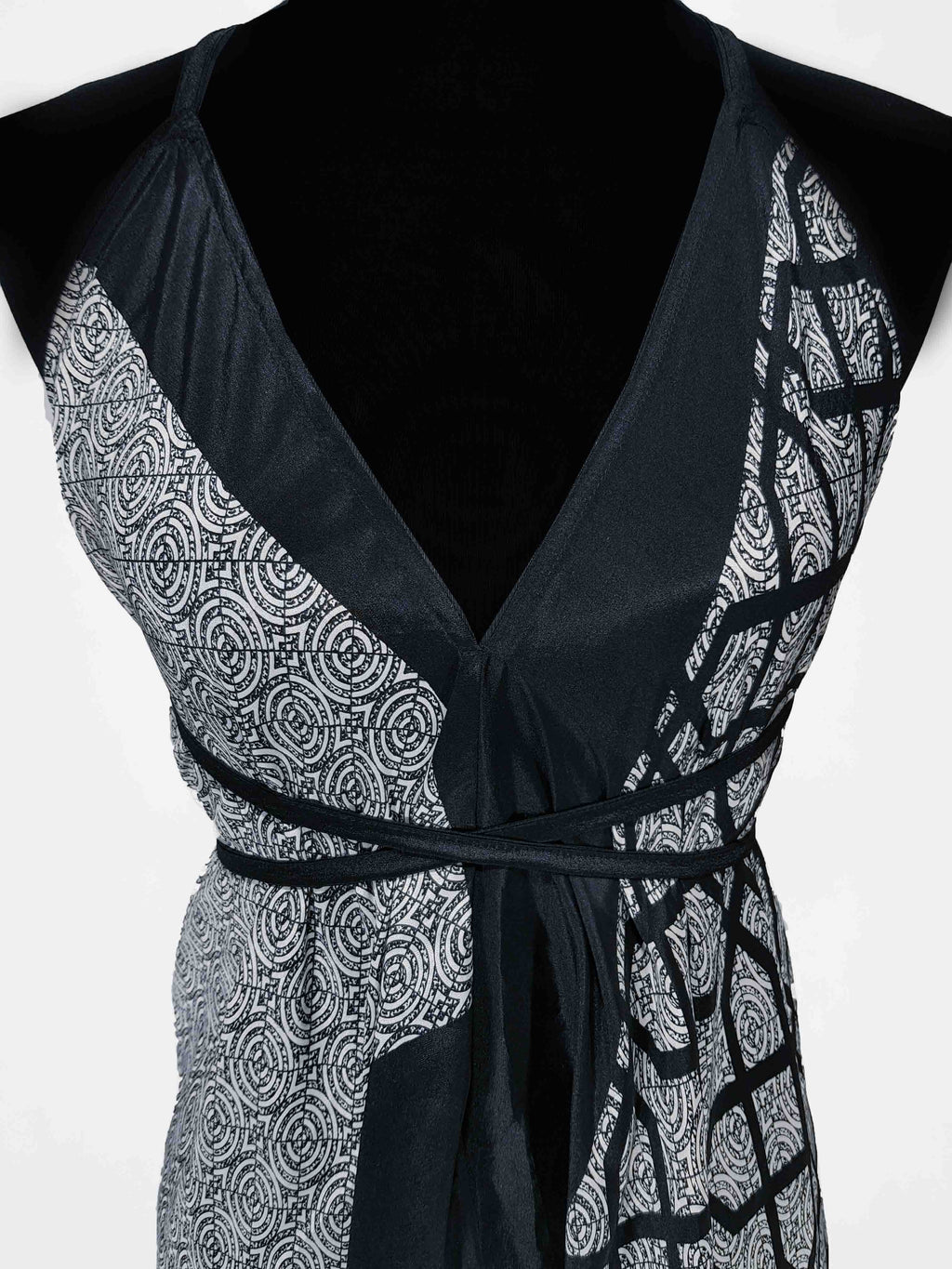 Das kurze Magische Kleid 'Black and White'